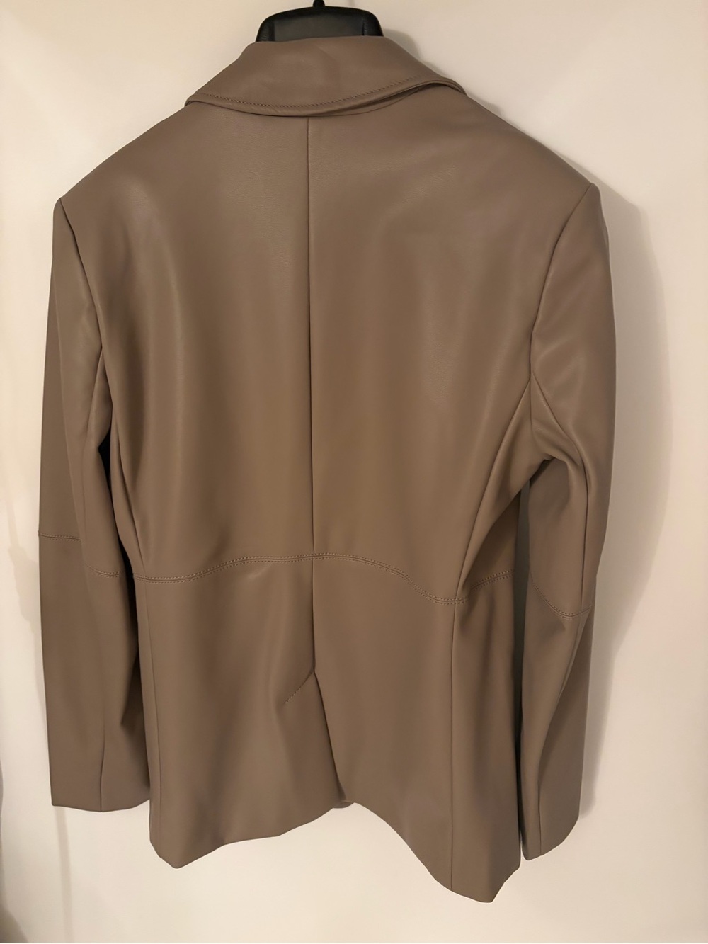 Banana Republic Taupe Faux Vegan Leather Blazer Size 2 Like New Excellent - Picture 7 of 9